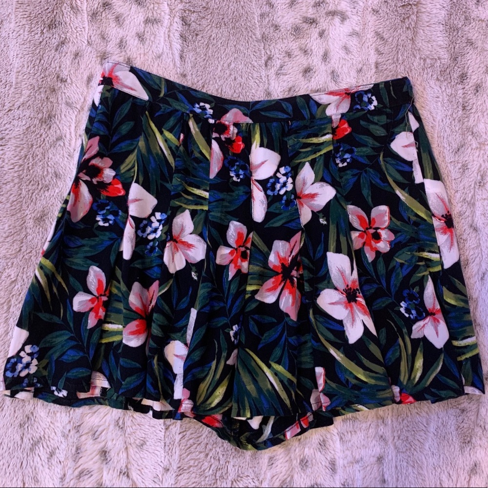 Floral Skort - BNWOT
